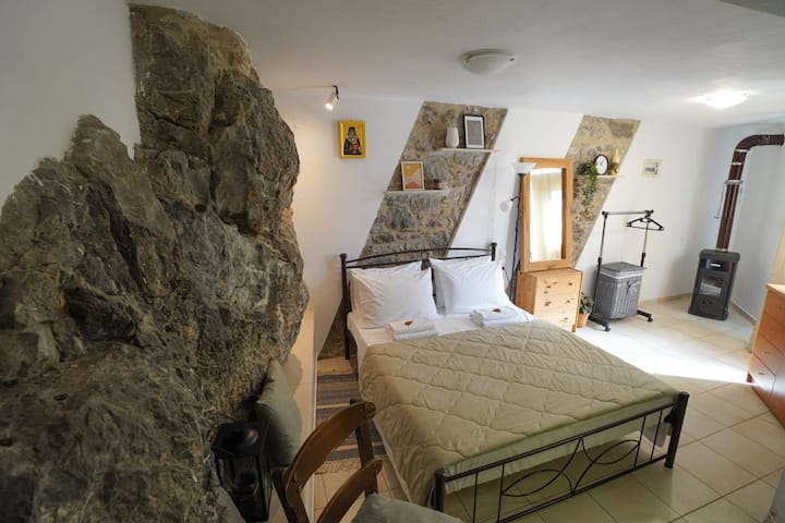 Vilaeti Stone House - Cretan Cozy Nest - Kaminaki