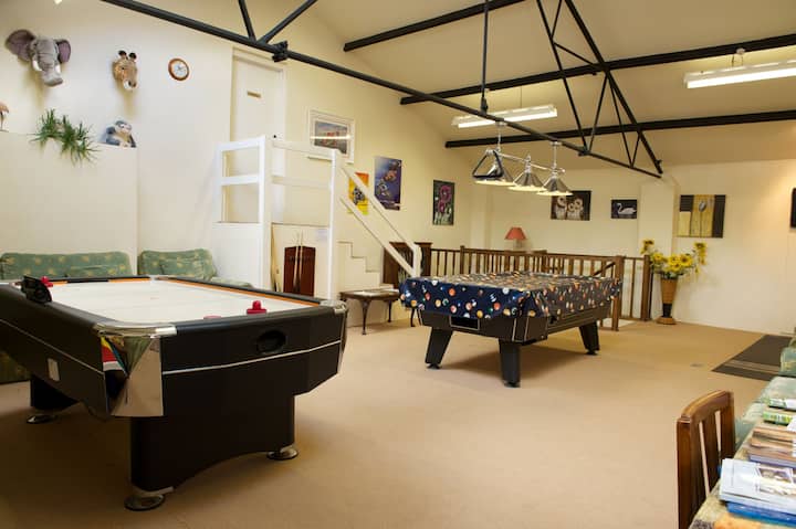 East Devon Cottage With Hot Tub And Games Room - Honiton