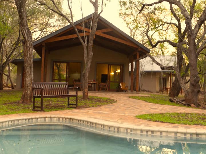 Liwa Tented Lodge - Swaziland
