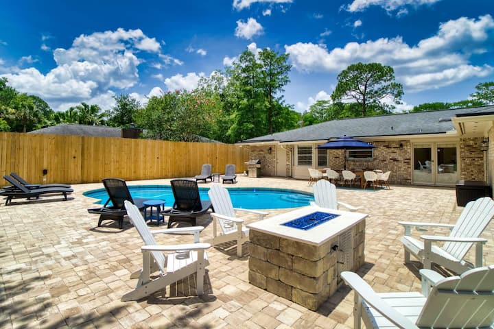~Azure Luxury Landing_sleeps 12_heated Pool~ - Orange Park, FL