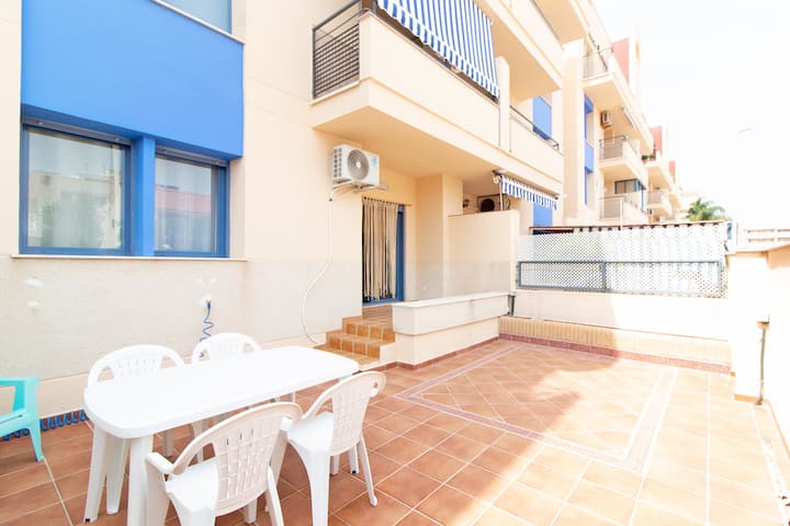 Global Properties: Apartment With Large Terrace On - Canet de Berenguer