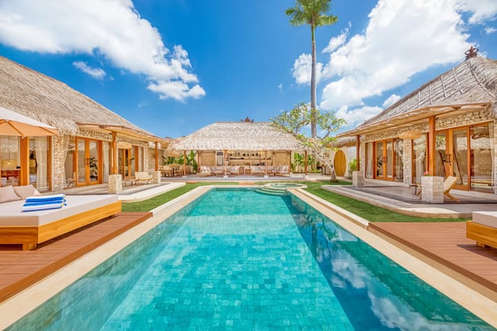 Villa Miami - New Luxury 7bdr, Prime Location - 쿠타