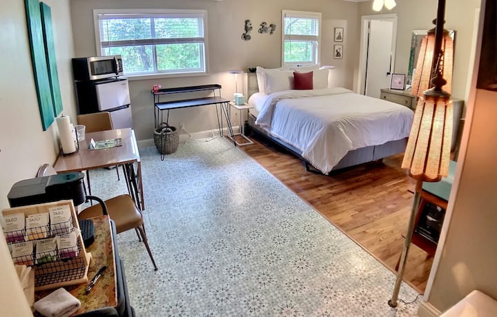 Fresh Spin Cottage, Pet Friendly Close To Downtown - Eureka Springs, AR