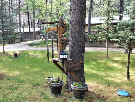 Ruidoso Downs, NM Vacation rentals & Airbnb cozycozy