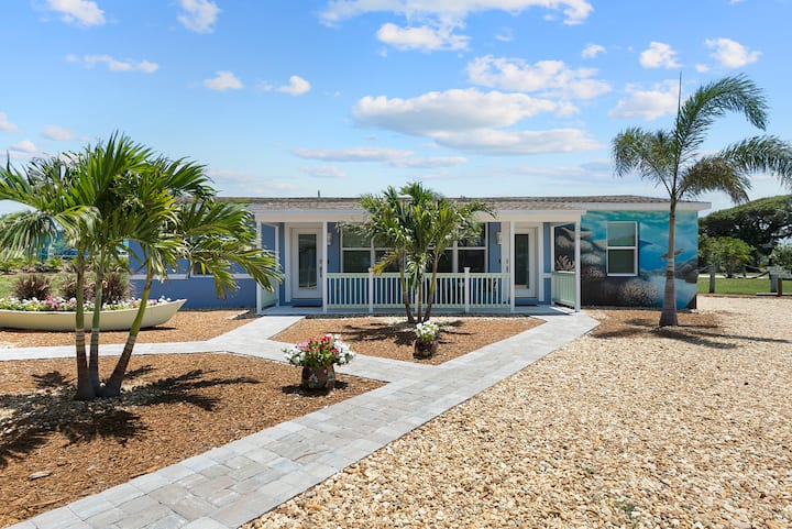 Beach Access | King Bed | Dog Friendly | 211 T - Jetty Park, Port Canaveral