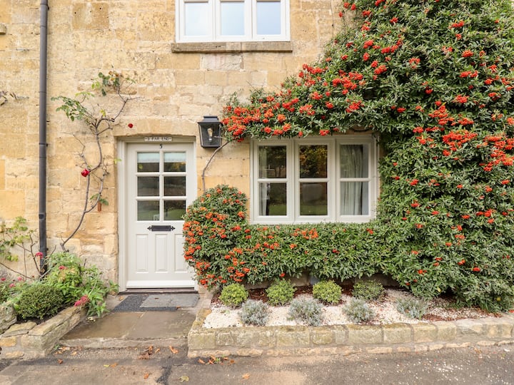 Little Lamb Cottage - Chipping Campden