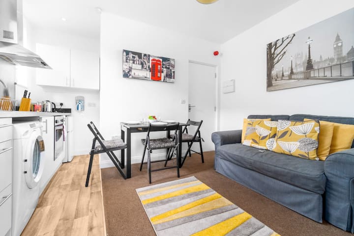 Amber Suite Moseley Mews By Staystaycations - Moseley - Birmingham 