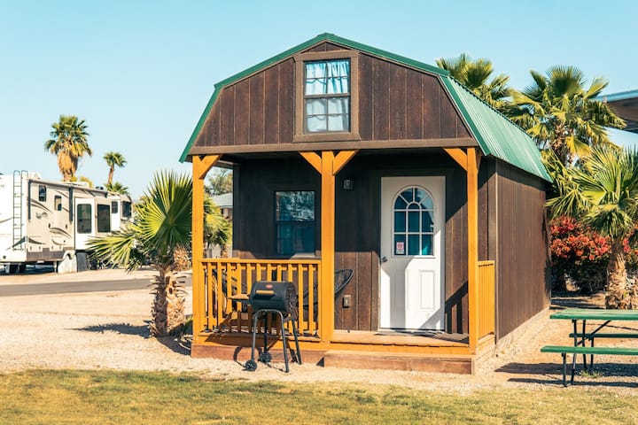 Quiet & Cozy Riverside Cabin For 6, Pet Friendly! - Blythe, CA