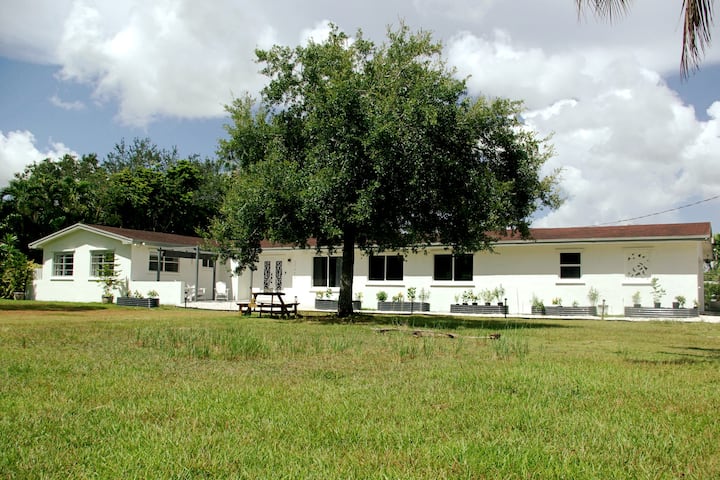 Relaxing Farmhouse B/w Miami & Florida Keys! Comfy - Homestead