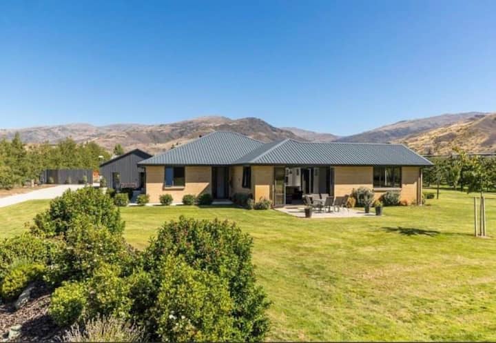 Modern Private Suite On Local Cherry Orchard🍒 - Cromwell, New Zealand
