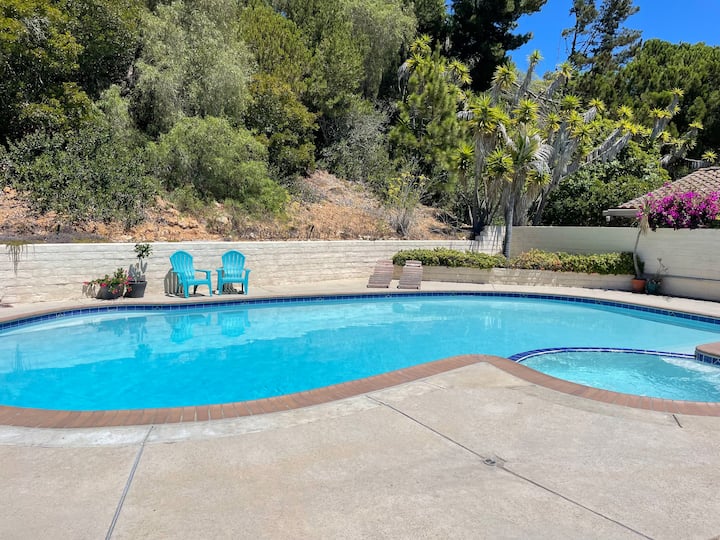 Peaceful Oasis With Pool, Jacuzzi, And Ocean Views - Rancho Palos Verdes, CA