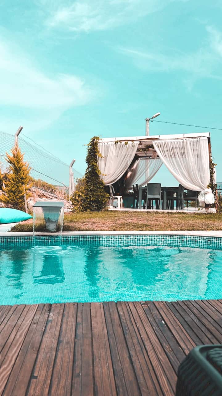 Behagliche Villa Mit Pool Und Viel Platz - Bandırma