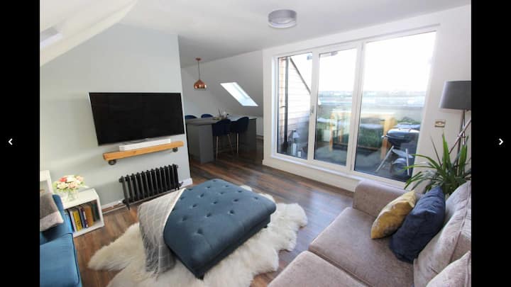 Amazing River View 2 Bed Penthouse Apartment - South Shields