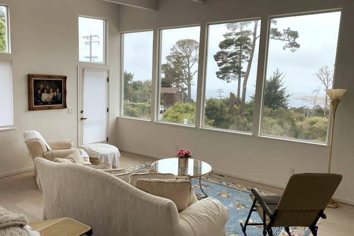 Breathtaking Carmel Penthouse Suite!!! - Big Sur, CA