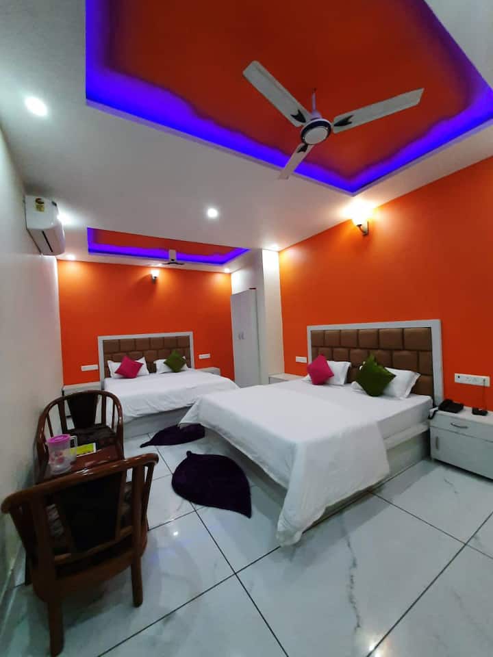 Charming Boutique Hotel Ak Residency - Haridwar
