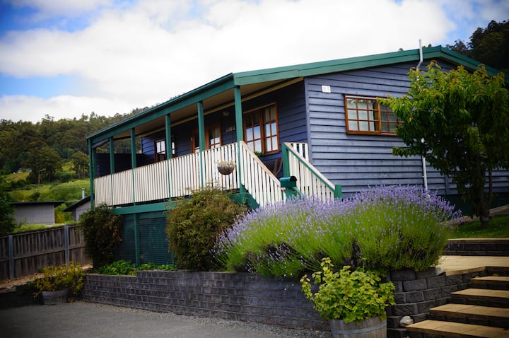 Cinnamon And Cherry Cottages - Cherry - Huonville