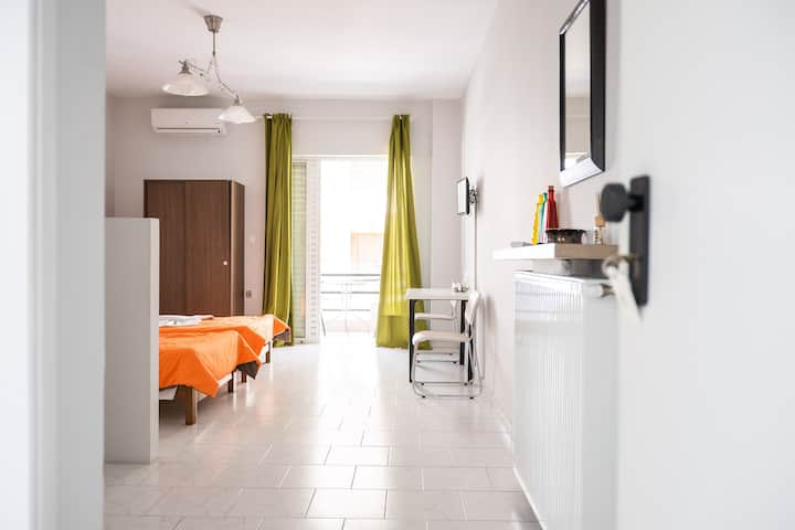 Open Plan, Twin-bed Apt, 4min Walk To Old Town #B4 - Chania