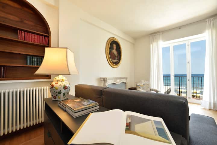 Rooms By The Sea - Alassio