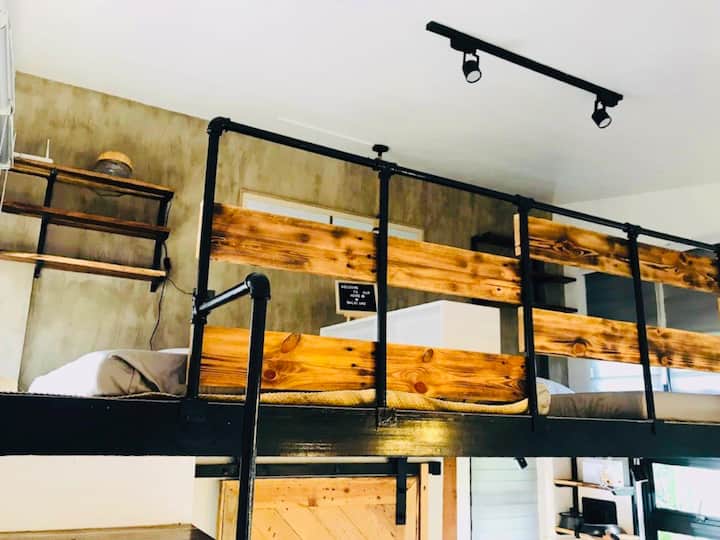 Loft Tinyhouse (Uno) With Exclusive Pool Access - Mataas Na Kahoy