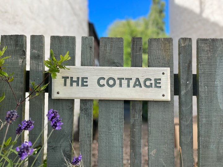 Stunning 2 Bedroom Traditional Cottage In Comrie - Comrie