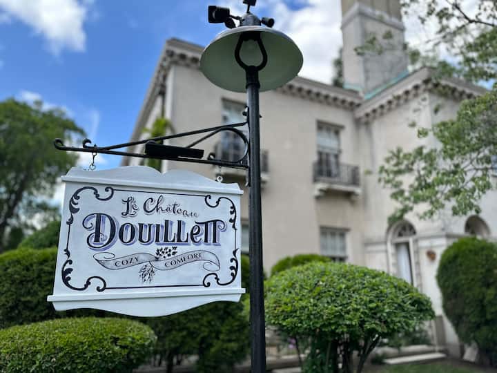 Le' Chateau Douillett  (Doo-yett) - Springfield, MA