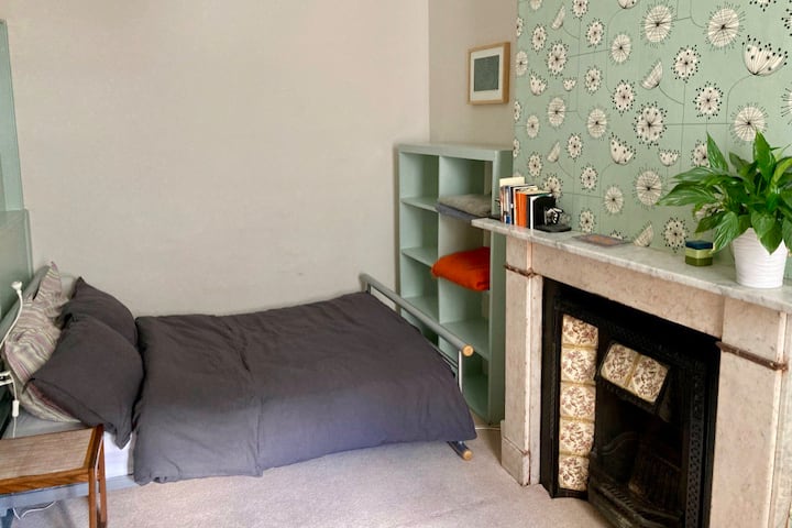 A Comfortable Room In A Friendly Home - Gosforth