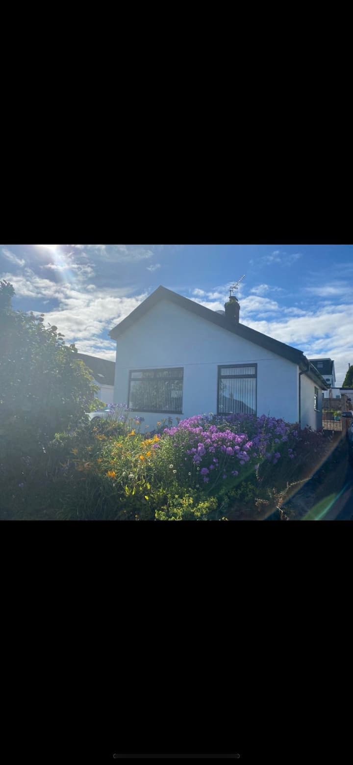 Gorgeous Gower Bungalow. Beautiful Beaches Nearby. - Three Cliffs Bay