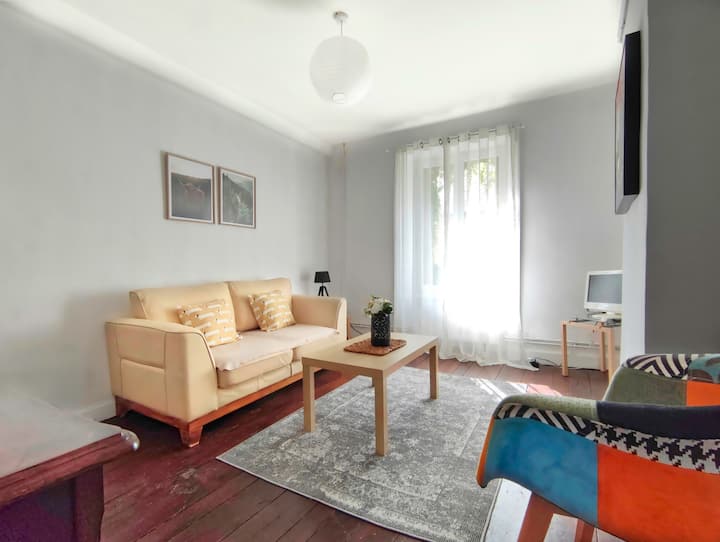 Lovely 1 Bed Flat With Garden & Parking. No Fees. - Le Dorat