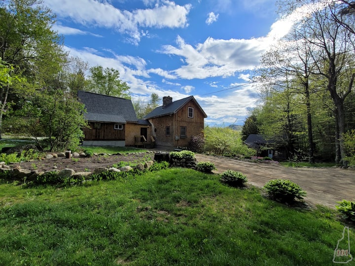 Quiet House In The Woods - Greenfield, NH