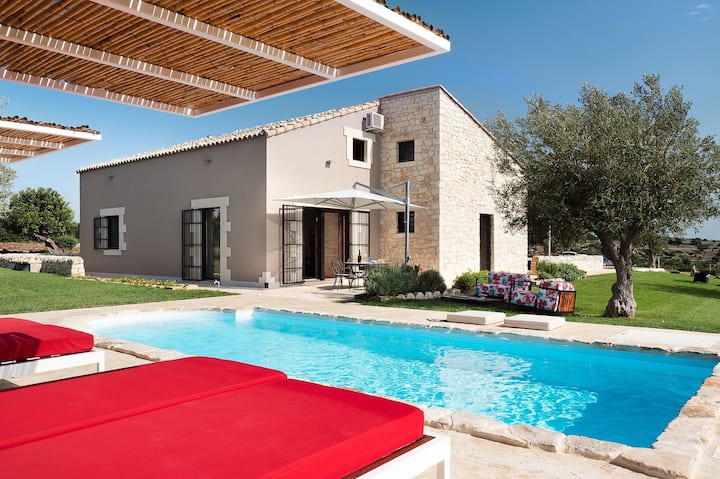 Villa Balate - Countryside Luxury Experience - Vittoria