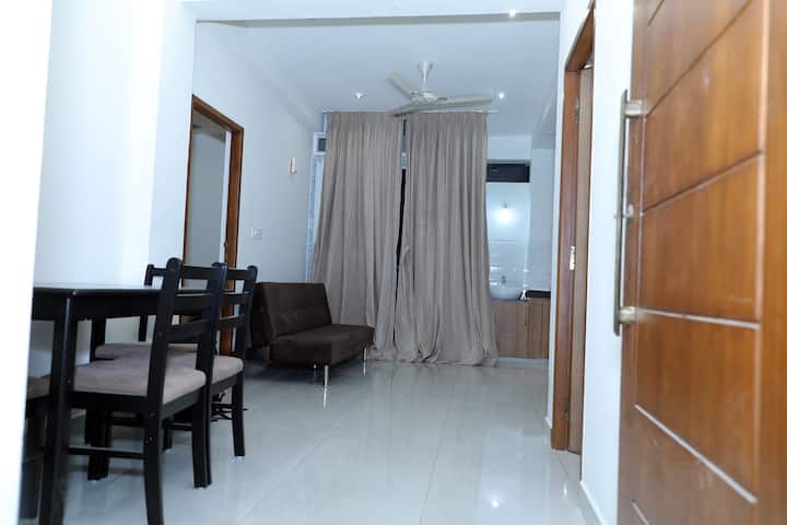 Fully Furnished Ac 2bh Luxury Flat In Vellore City - 韋洛爾