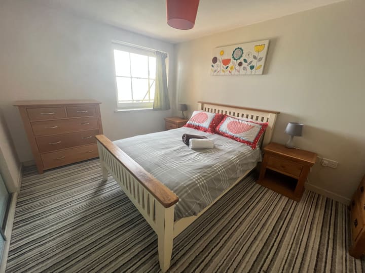 2 Bedroom Apartment Basingstoke - Chineham