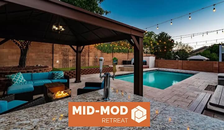 Mid Mod Retreat-5 Bedrooms/pool/hot Tub/game Room - 阿爾伯克基