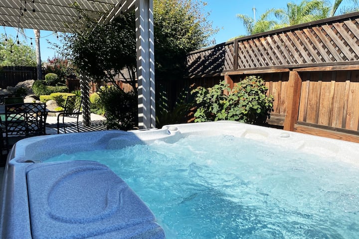 A Blissful Oasis~pool~hot Tub~bbq - Clovis, CA
