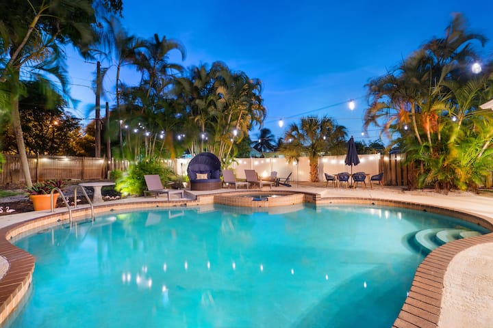 Resort Style W/ Heated Pool Mins To Beach & Delray - 高爾夫