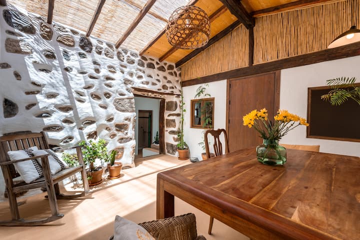 Charming  And Unique 2-bedroom Canarian Home - Agaete