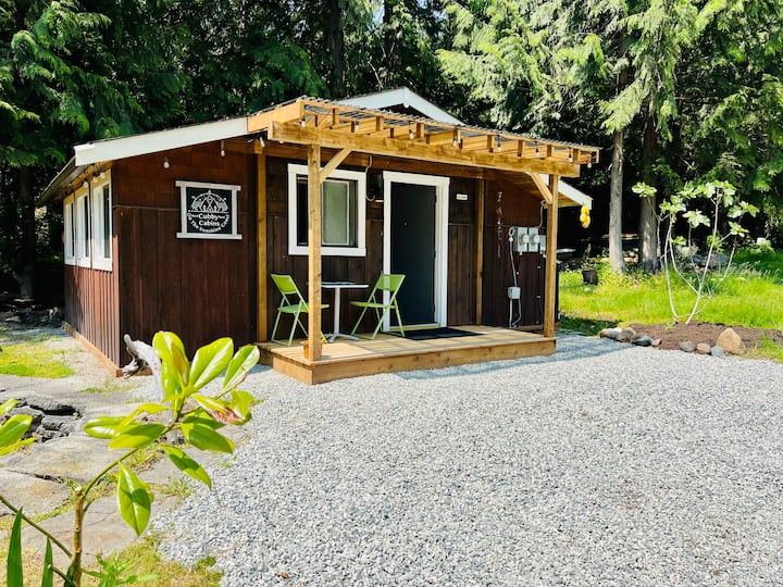 Cubby Cabin On Reed - Private Spot On Acreage - Gibsons