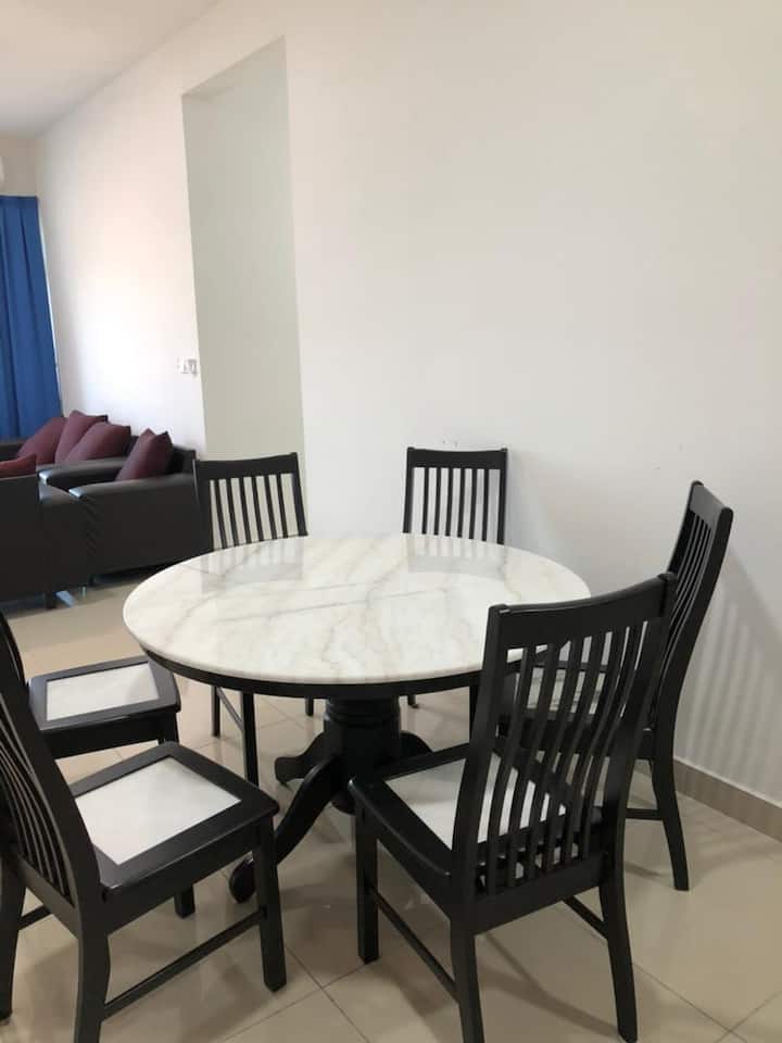 Lovely 3 Bedroom Condo Fully Furnished - Punggol