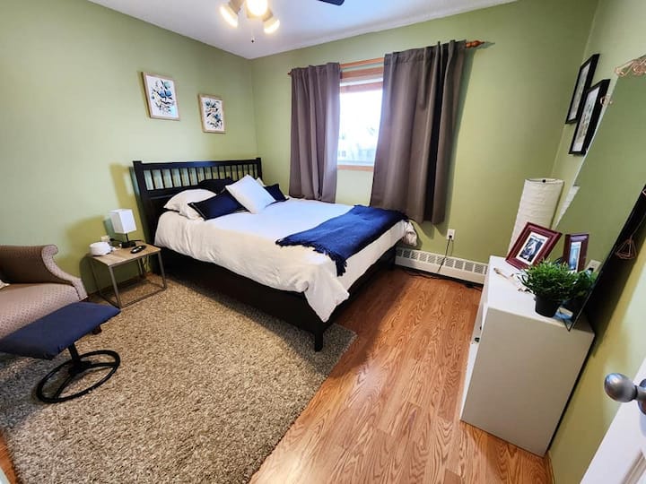 Home Away From Home - 1-bdrm In Shared House - Inuvik