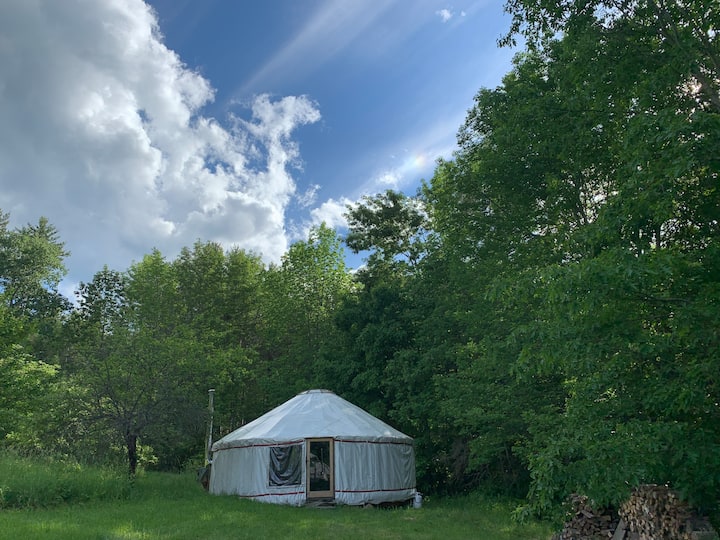 Cozy Yurt With Woodstove On Serene Vermont Farm - Corinth, VT