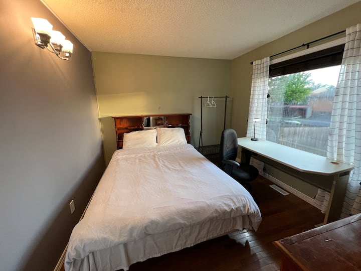 Sunny Bedroom Close To Lakehead U #5 - Thunder Bay