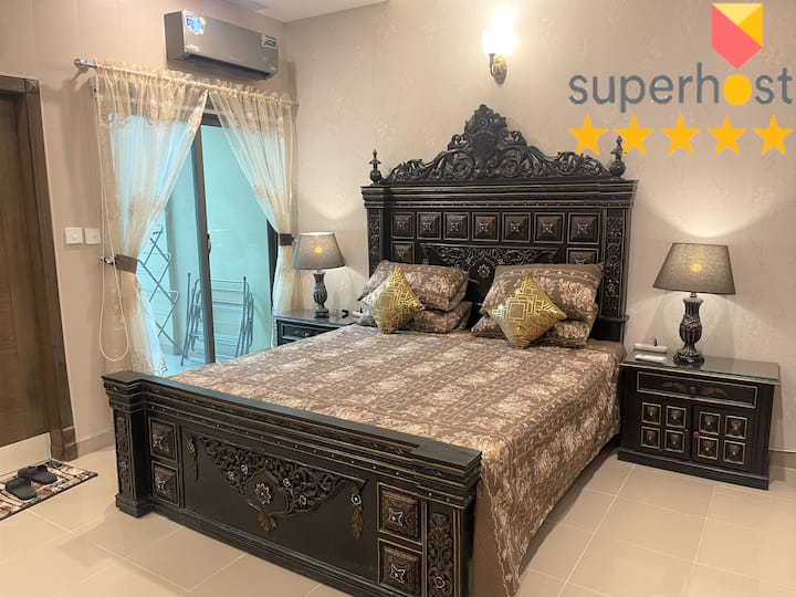 Grandeur Luxe 2 Bedroomlk Condo Close To Giga Mall - Iszlámábád