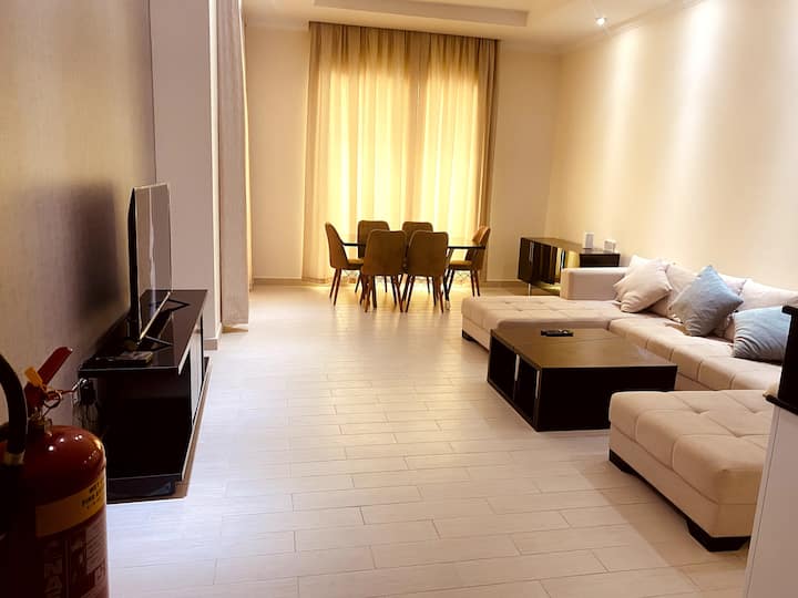 Cosy Apartment With Pool & Gym - Lusail