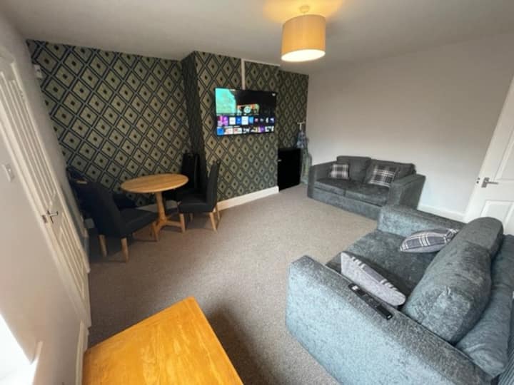 Cosy 2 Bed Apt In Newcastle, Free Parking & Wifi - Sunderland