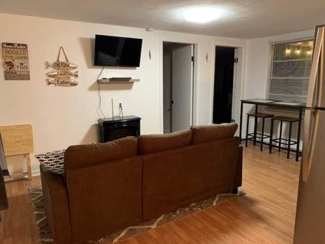 Looking for cabins near White Pine, TN? Visit cozycozy!