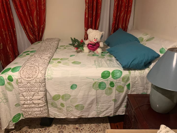Large And Lovely Bedroom  For You (Bronx) Room 2 - Mount Eden - Bronx NY