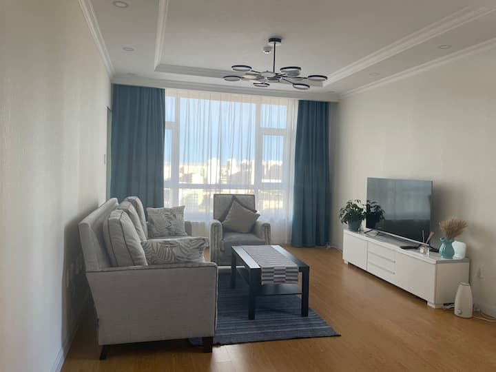 Great Location, Safe And Clean 1 Bedroom Apartment - Ulan Bator
