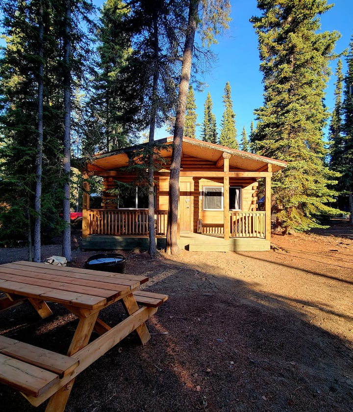 Chinook Cabin, Marsh Lake, Mcclintock Bay Resort - Yukon