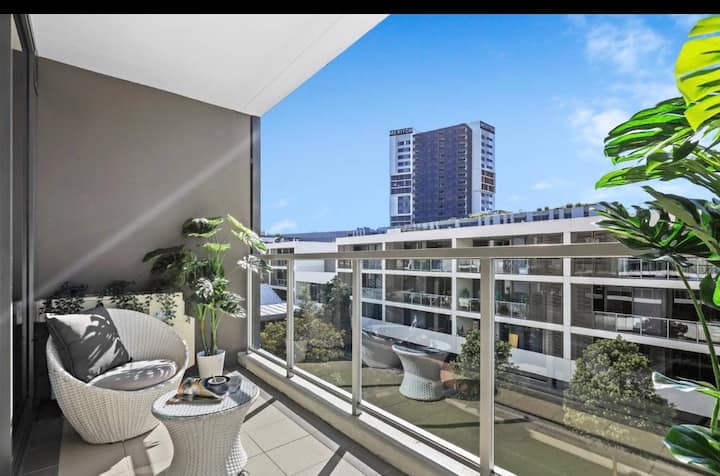 Entire One Bedroom Apartment With Perfect Location - Rosebery