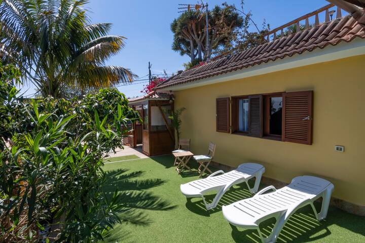 Holiday Cottage With Pool In Firgas - Moya